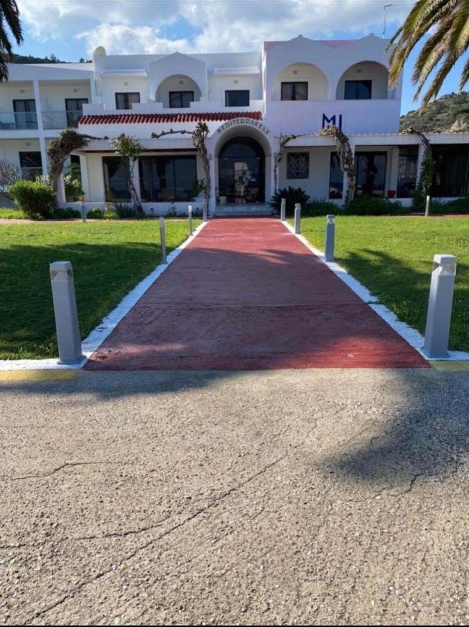 Mediterranean Hotel Kárpathos Eksteriør billede